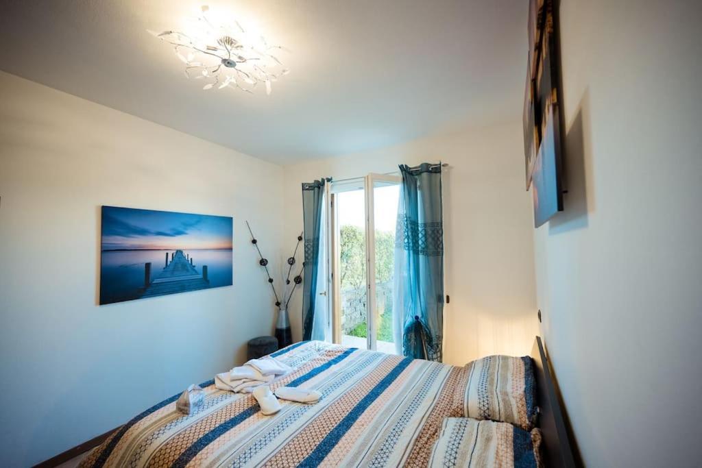 Oliva Apartment - Featuring A Private Garden And Access To A Pool Barcuzzi Exterior foto