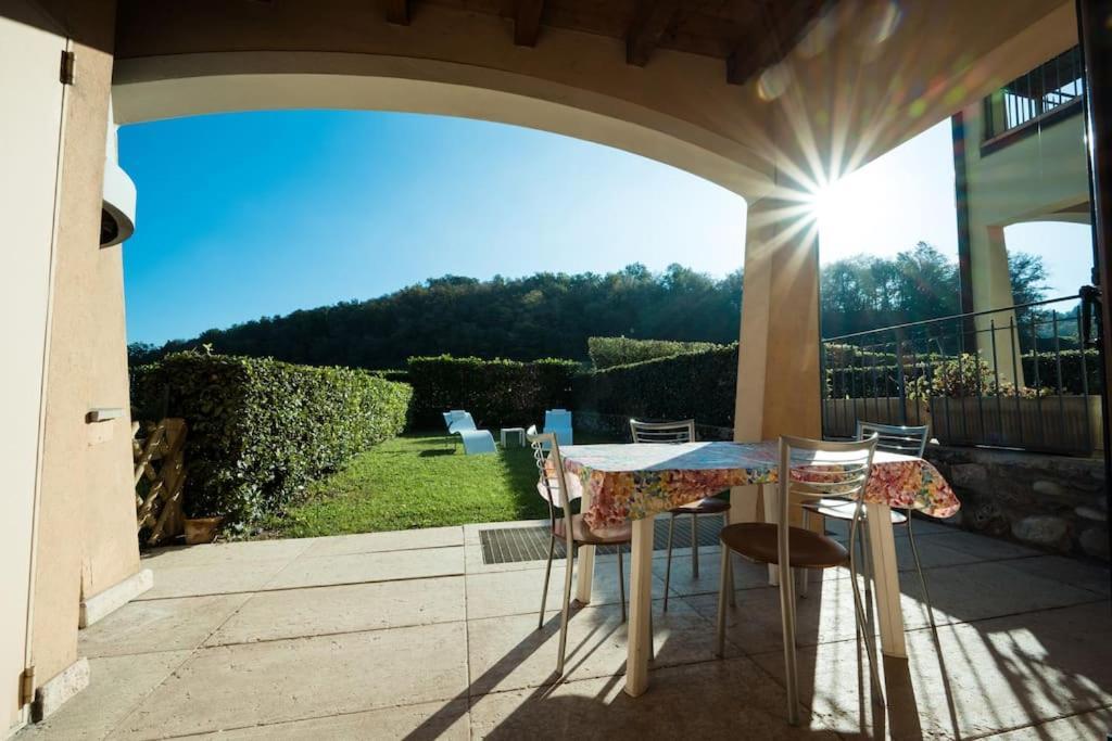 Oliva Apartment - Featuring A Private Garden And Access To A Pool Barcuzzi Exterior foto