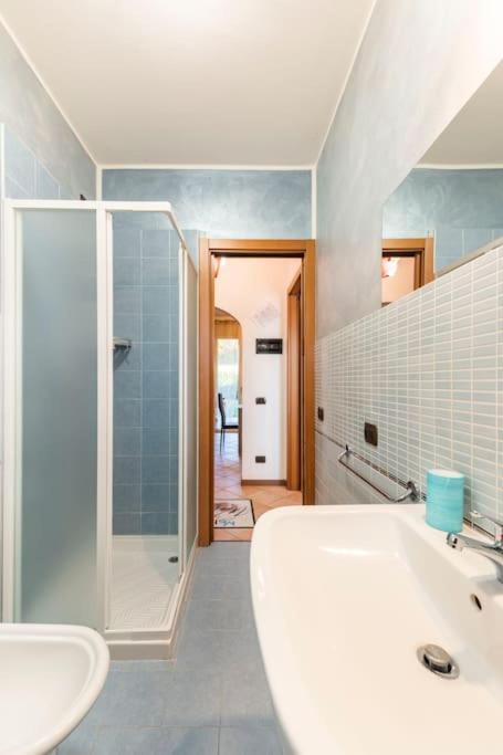 Oliva Apartment - Featuring A Private Garden And Access To A Pool Barcuzzi Exterior foto