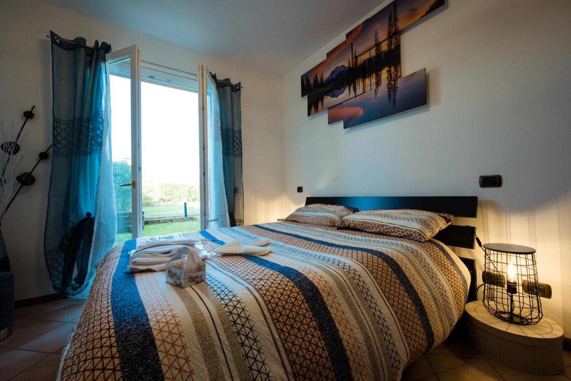 Oliva Apartment - Featuring A Private Garden And Access To A Pool Barcuzzi Exterior foto
